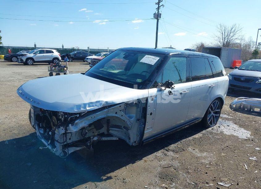 Photo 2 of 2024 Land Rover RANGE ROVER P400 SE (VIN SALKP9FU9RA216190)