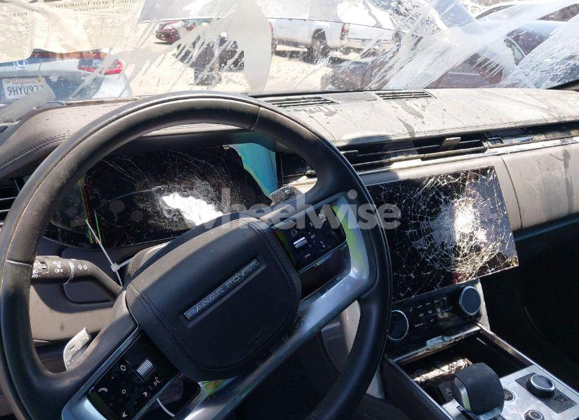 Photo 6 of 2023 Land Rover RANGE ROVER P530 SE (VIN SALKPBE7XPA021523)