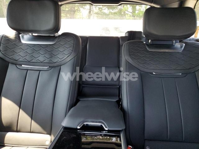 2023 LAND ROVER RANGE ROVER SV (VIN SALKU9E75PA080559) main photo