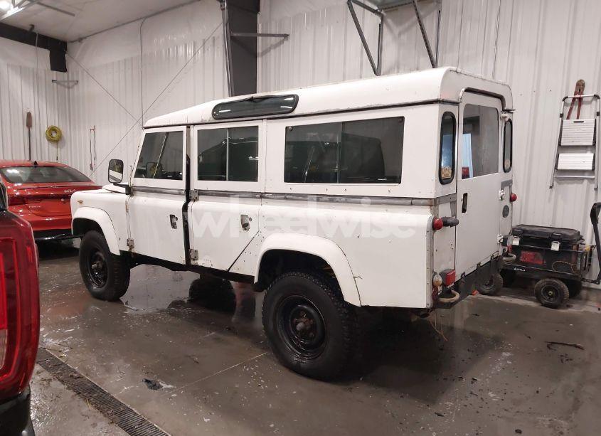Photo 3 of 1983 Land Rover DEFENDER (VIN SALLDHAG8AA190593)
