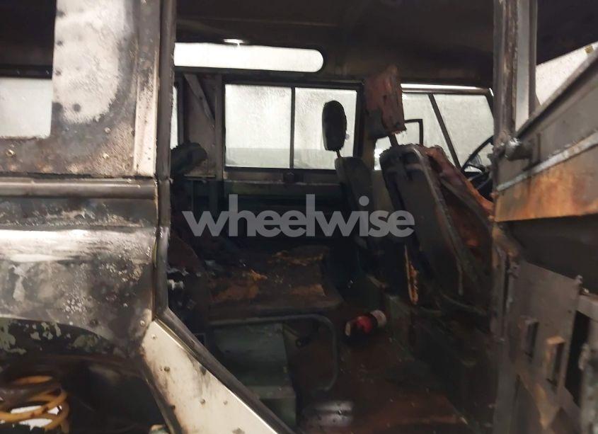 Photo 8 of 1983 Land Rover DEFENDER (VIN SALLDHAG8AA190593)