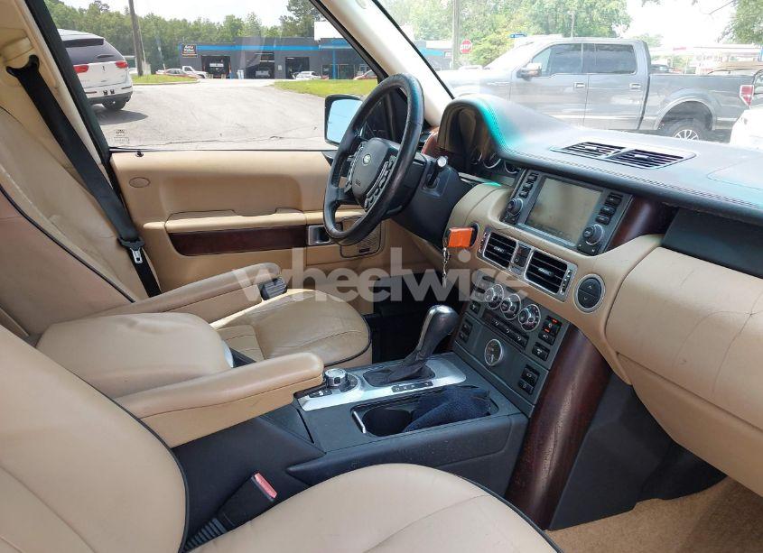 Photo 5 of 2008 Land Rover RANGE ROVER HSE (VIN SALME15438A274098)