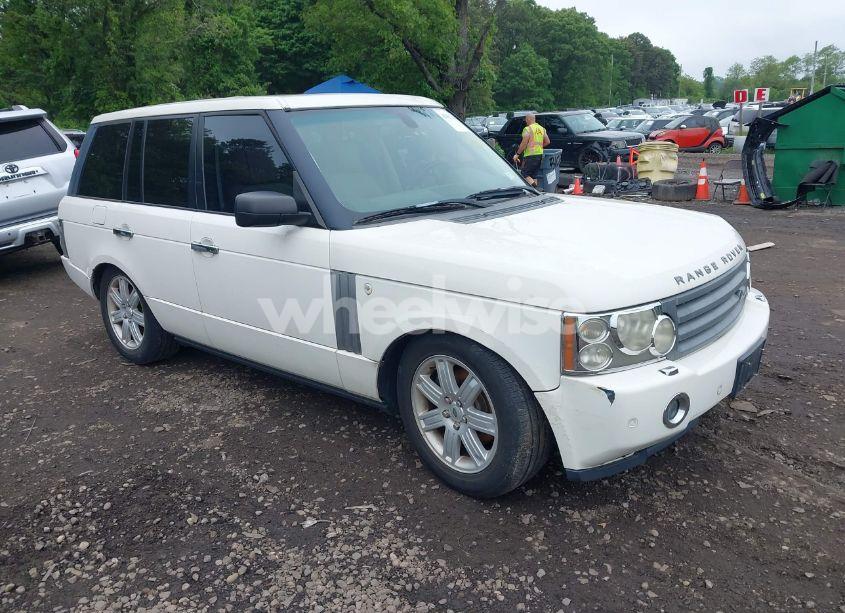 2008 Land Rover RANGE ROVER HSE (VIN SALME15438A279740) main photo