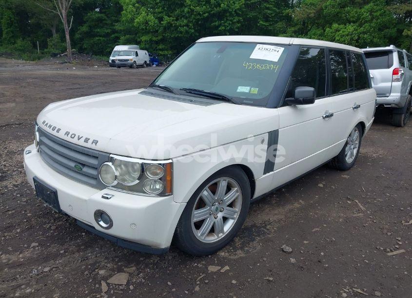 Photo 2 of 2008 Land Rover RANGE ROVER HSE (VIN SALME15438A279740)