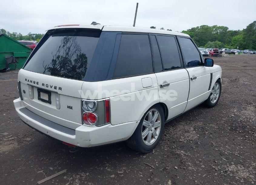 Photo 4 of 2008 Land Rover RANGE ROVER HSE (VIN SALME15438A279740)