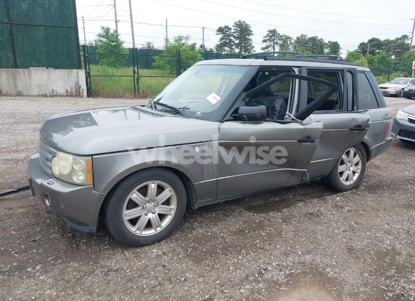 Photo 2 of 2007 Land Rover RANGE ROVER HSE (VIN SALME15447A250911)