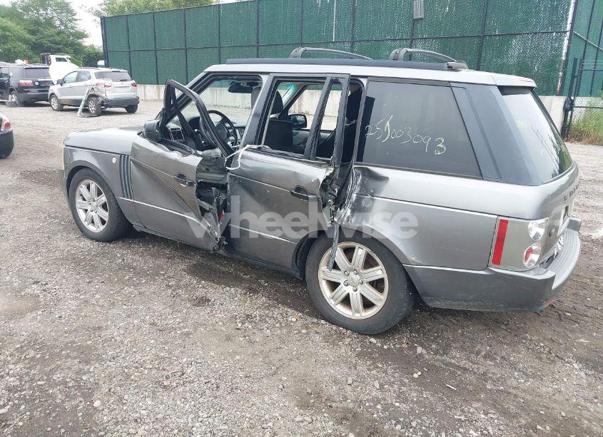 Photo 3 of 2007 Land Rover RANGE ROVER HSE (VIN SALME15447A250911)