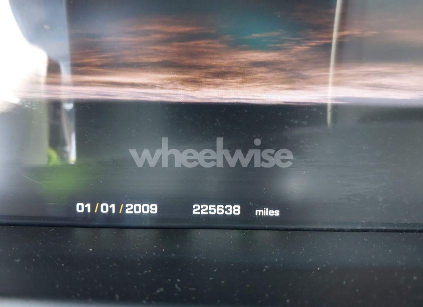 Photo 7 of 2011 Land Rover RANGE ROVER HSE (VIN SALME1D40BA352135)