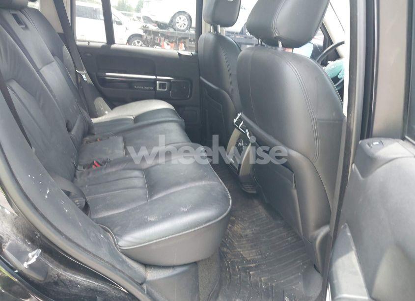 Photo 8 of 2012 Land Rover RANGE ROVER HSE (VIN SALME1D45CA377436)