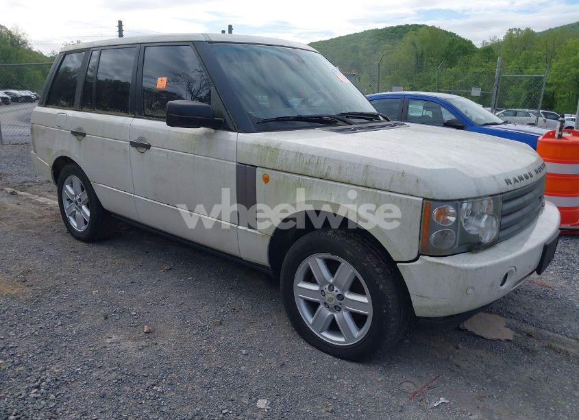 2005 Land Rover RANGE ROVER HSE (VIN SALMF114X5A195476) main photo