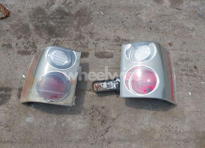 Photo 12 of 2009 Land Rover RANGE ROVER HSE (VIN SALMF15429A298892)