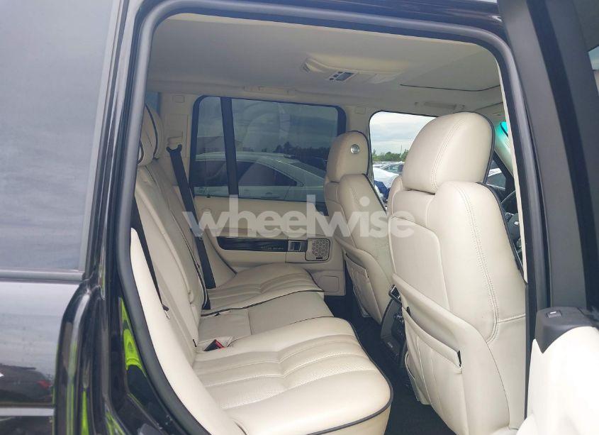 Photo 8 of 2012 Land Rover RANGE ROVER HSE (VIN SALMF1D40CA391029)