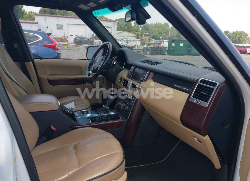 Photo 5 of 2012 Land Rover RANGE ROVER HSE (VIN SALMF1D43CA372930)