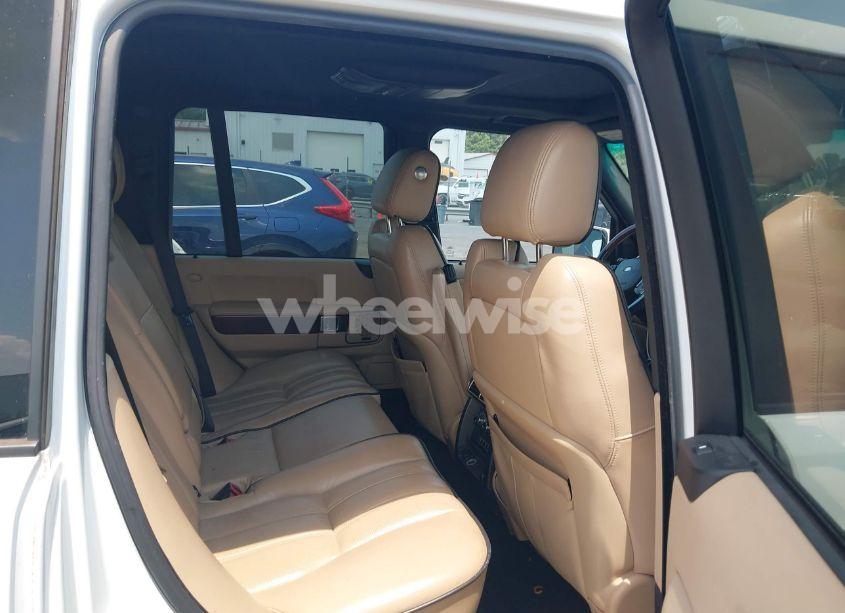 Photo 8 of 2012 Land Rover RANGE ROVER HSE (VIN SALMF1D43CA372930)