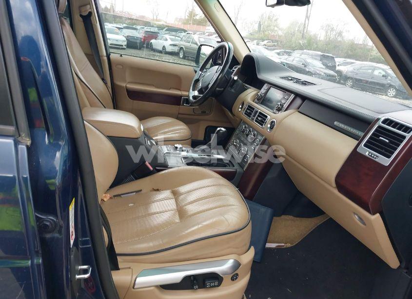 Photo 5 of 2011 Land Rover RANGE ROVER HSE (VIN SALMF1D46BA353724)