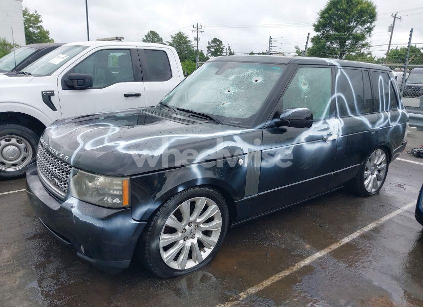 Photo 2 of 2010 Land Rover RANGE ROVER HSE (VIN SALMF1D47AA324201)