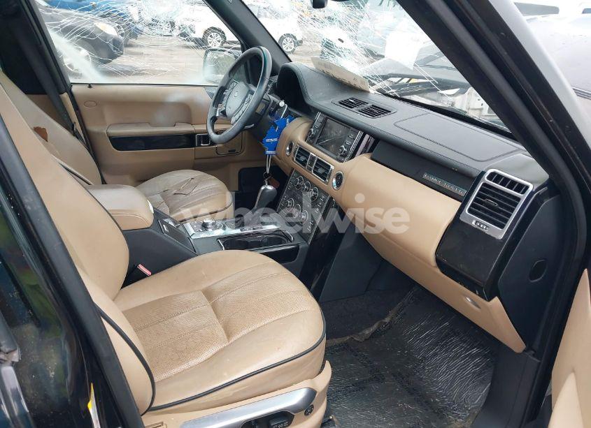 Photo 5 of 2010 Land Rover RANGE ROVER HSE (VIN SALMF1D47AA324201)