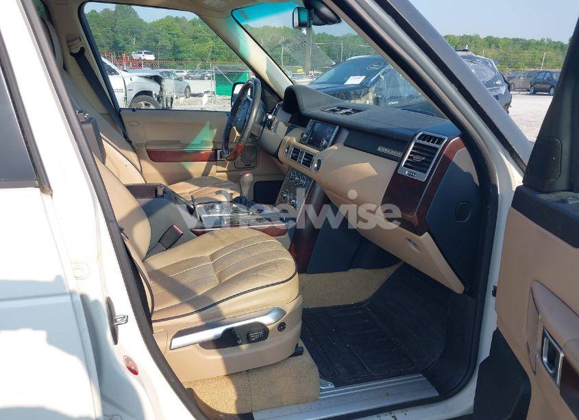 Photo 5 of 2010 Land Rover RANGE ROVER HSE (VIN SALMF1D48AA314650)