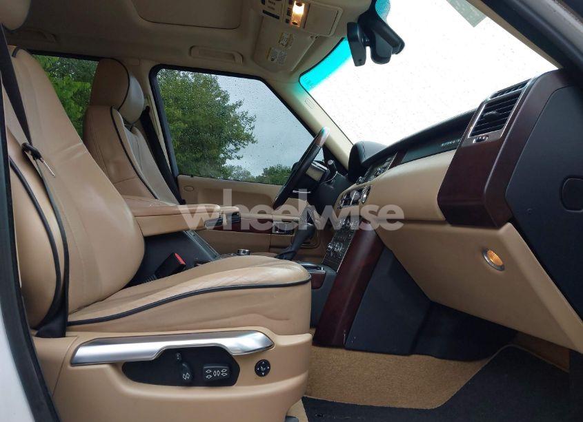Photo 5 of 2012 Land Rover RANGE ROVER HSE (VIN SALMF1D4XCA363061)
