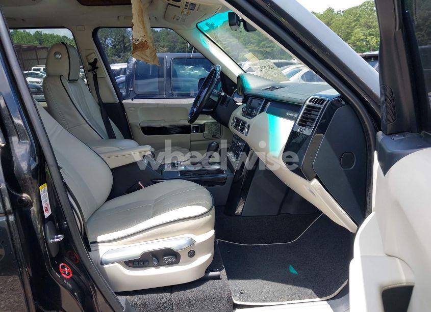 Photo 5 of 2011 Land Rover RANGE ROVER SUPERCHARGED (VIN SALMF1E43BA340959)