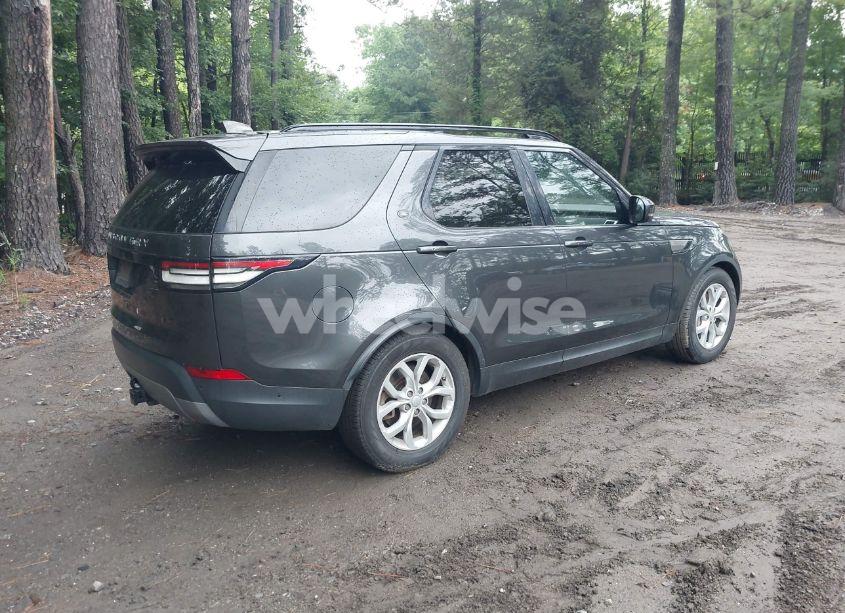Photo 4 of 2018 Land Rover DISCOVERY SE (VIN SALRG2RV3JA050778)