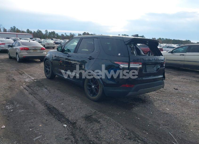 Photo 3 of 2019 Land Rover DISCOVERY SE (VIN SALRG2RV3K2401040)