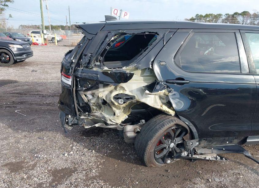 Photo 6 of 2019 Land Rover DISCOVERY SE (VIN SALRG2RV3K2401040)