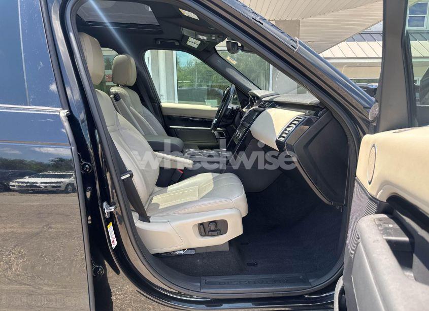 Photo 5 of 2020 Land Rover DISCOVERY SE (VIN SALRG2RV4L2428006)