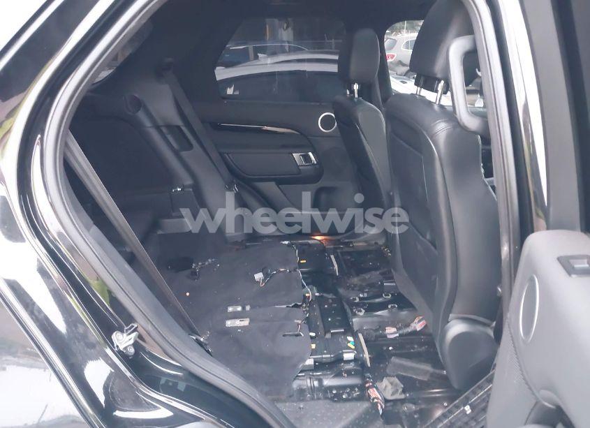 Photo 8 of 2019 Land Rover DISCOVERY SE (VIN SALRG2RV9K2400992)