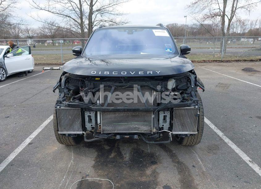 Photo 13 of 2020 Land Rover DISCOVERY SE (VIN SALRG2RVXL2428818)