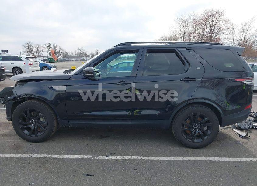 Photo 15 of 2020 Land Rover DISCOVERY SE (VIN SALRG2RVXL2428818)