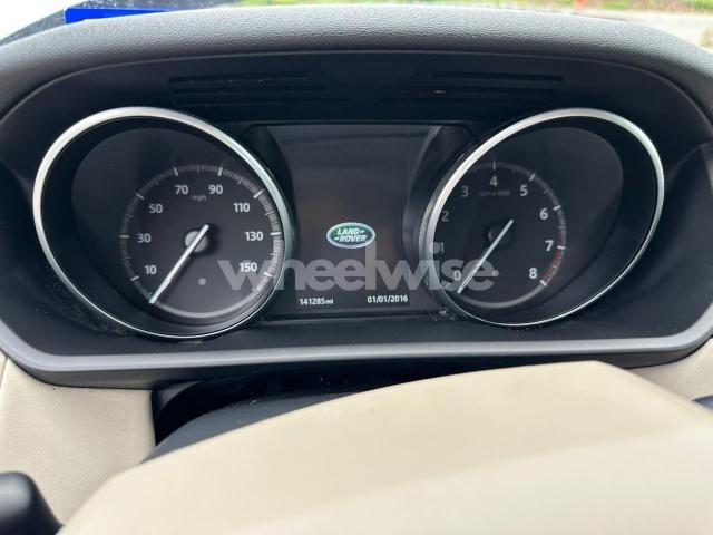 Photo 4 of 2017 LAND ROVER DISCOVERY SE (VIN SALRGBBVXHA045789)