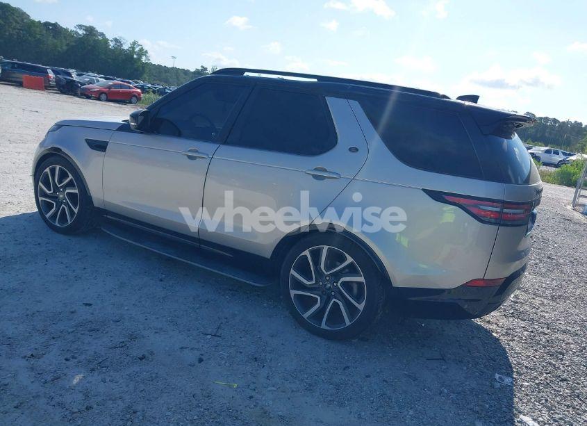 Photo 3 of 2017 Land Rover DISCOVERY HSE LUXURY (VIN SALRHBBV0HA040193)