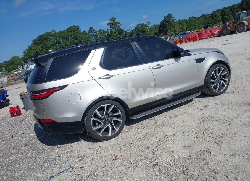 Photo 4 of 2017 Land Rover DISCOVERY HSE LUXURY (VIN SALRHBBV0HA040193)