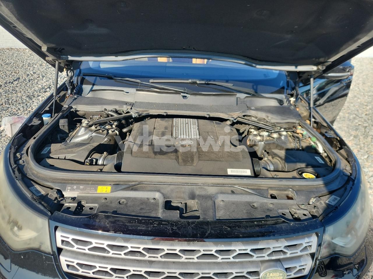 Photo 12 of 2018 LAND ROVER DISCOVERY HSE (VIN SALRR2RV0JA053924)