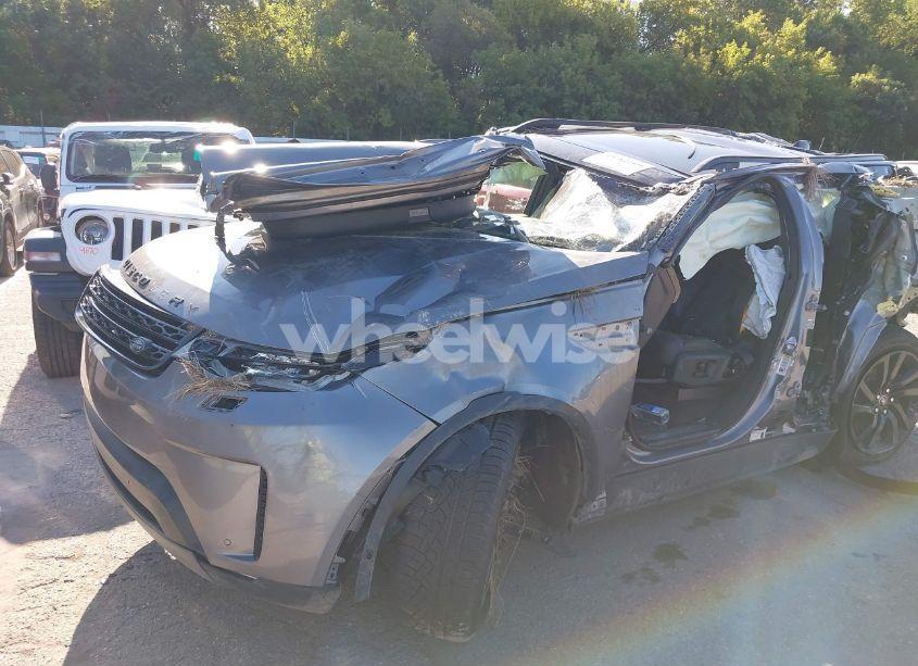 Photo 11 of 2020 Land Rover DISCOVERY HSE (VIN SALRR2RV1L2443055)