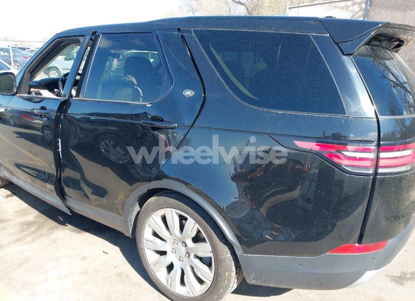 Photo 17 of 2018 Land Rover DISCOVERY HSE (VIN SALRR2RV2JA073107)