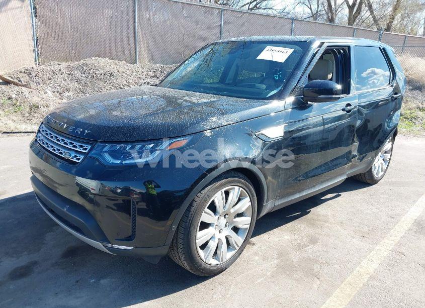 Photo 2 of 2018 Land Rover DISCOVERY HSE (VIN SALRR2RV2JA073107)