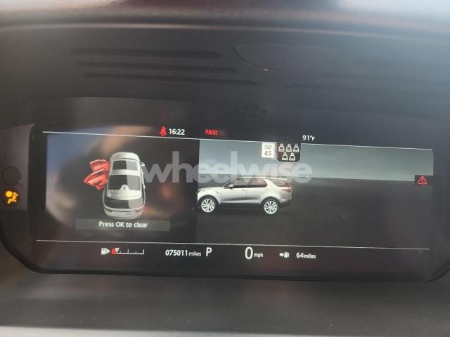 Photo 9 of 2019 LAND ROVER DISCOVERY HSE (VIN SALRR2RV3K2413442)