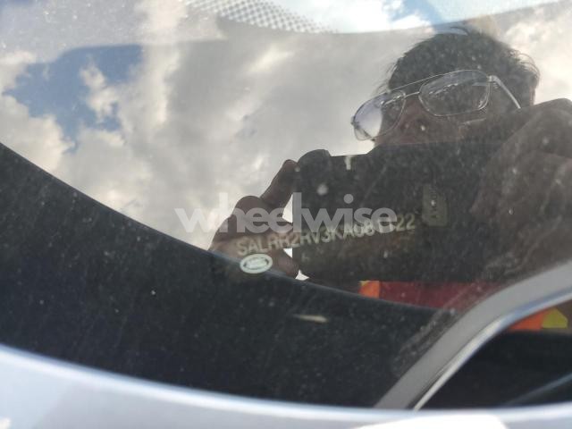 Photo 9 of 2019 LAND ROVER DISCOVERY HSE (VIN SALRR2RV3KA081122)