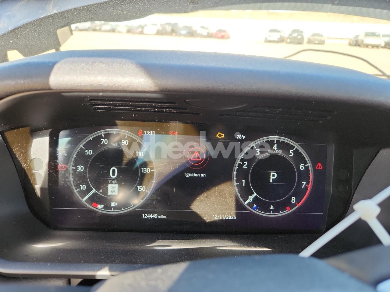 Photo 9 of 2018 LAND ROVER DISCOVERY HSE (VIN SALRR2RV6JA068220)