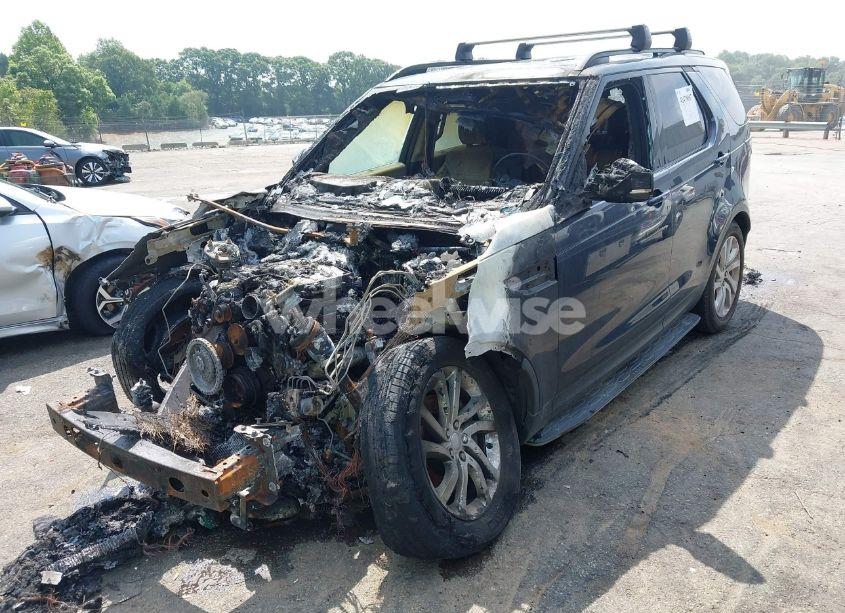 Photo 2 of 2018 Land Rover DISCOVERY HSE (VIN SALRR2RV8JA054495)