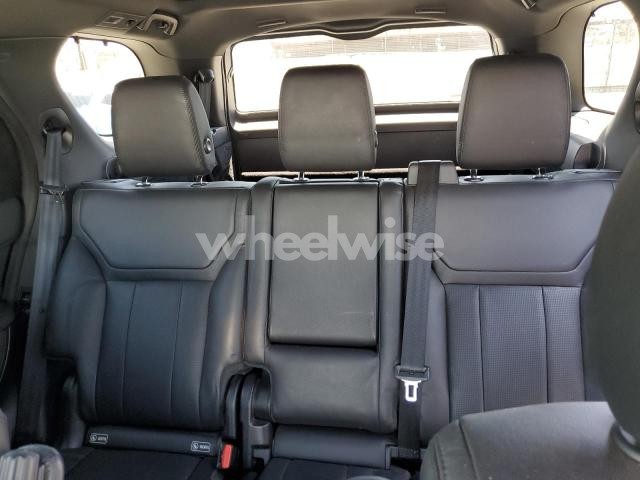 Photo 12 of 2017 LAND ROVER DISCOVERY HSE (VIN SALRRBBK0HA043839)