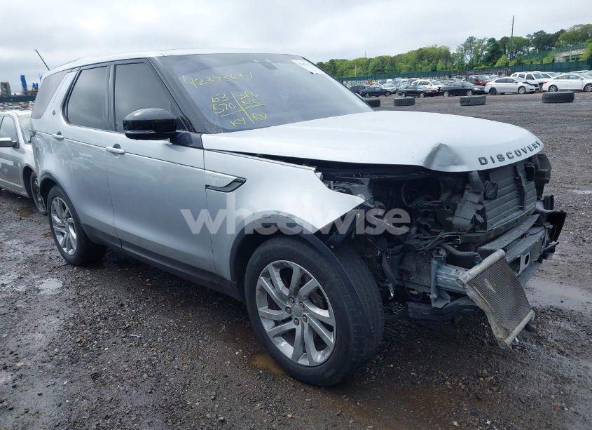 2017 Land Rover DISCOVERY HSE (VIN SALRRBBVXHA026198) main photo