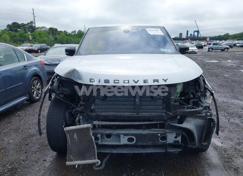 Photo 12 of 2017 Land Rover DISCOVERY HSE (VIN SALRRBBVXHA026198)