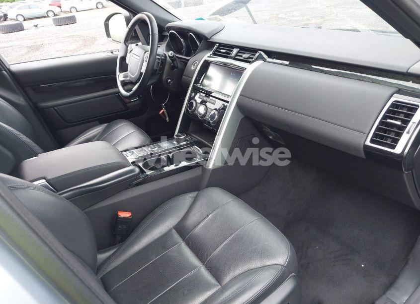 Photo 5 of 2017 Land Rover DISCOVERY HSE (VIN SALRRBBVXHA026198)