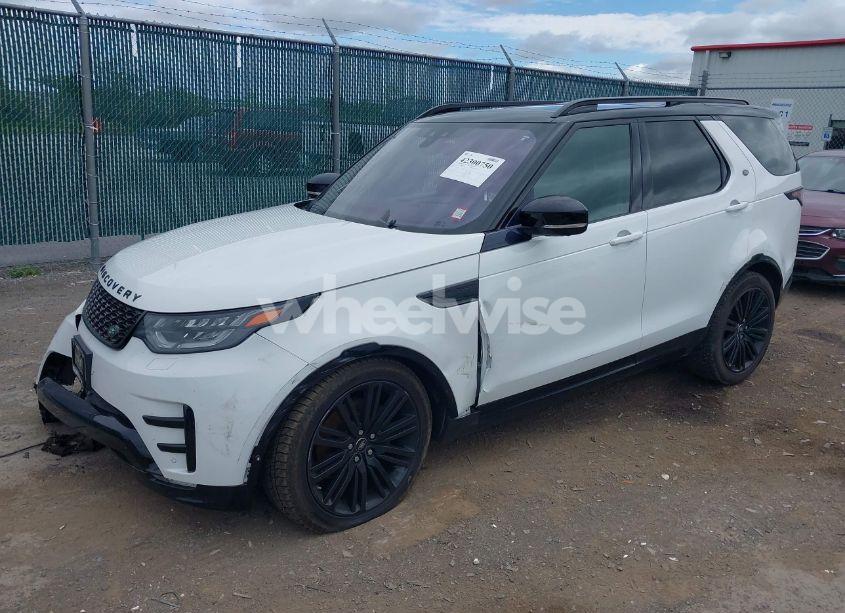 Photo 2 of 2019 Land Rover DISCOVERY HSE LUXURY (VIN SALRT2RK6K2405598)