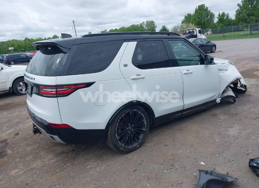 Photo 4 of 2019 Land Rover DISCOVERY HSE LUXURY (VIN SALRT2RK6K2405598)