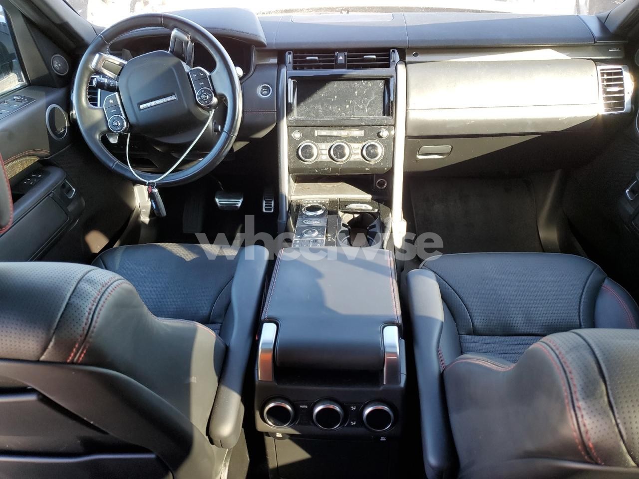Photo 8 of 2018 LAND ROVER DISCOVERY HSE LUXURY (VIN SALRT2RV4JA067181)
