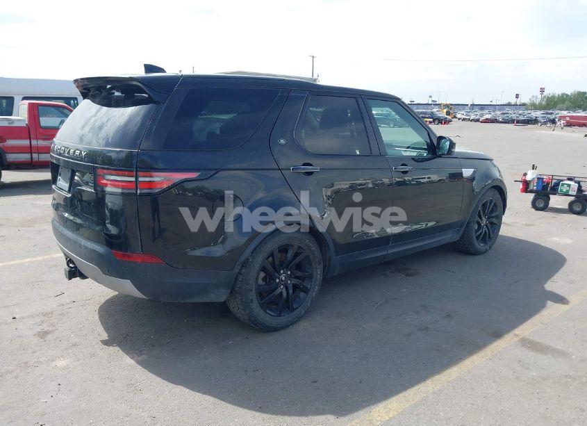 Photo 4 of 2018 Land Rover DISCOVERY HSE LUXURY (VIN SALRT2RV5JA050664)